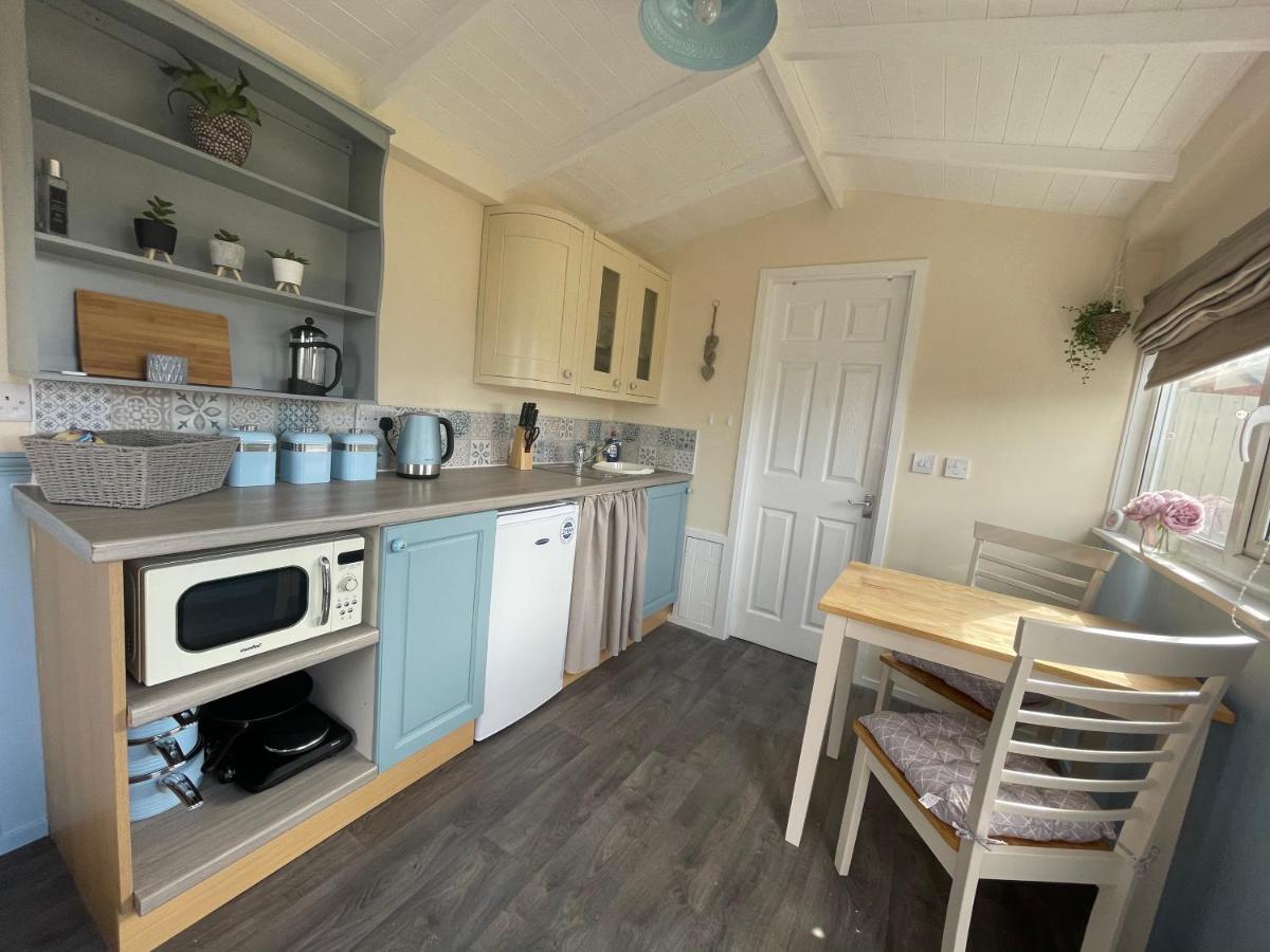 Kevara Shepherds Hut Finstown Екстериор снимка