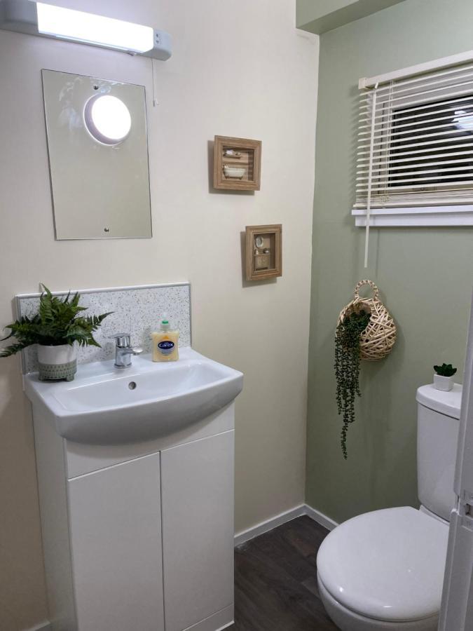 Kevara Shepherds Hut Finstown Екстериор снимка